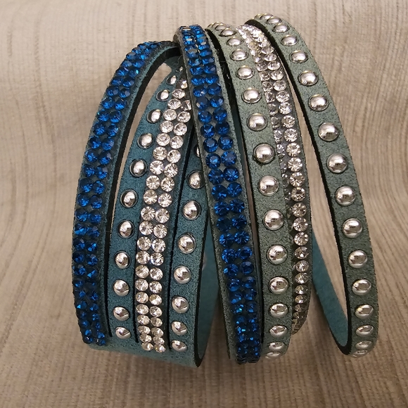Sparkly snap closure wrap bracelet - Picture 4 of 9